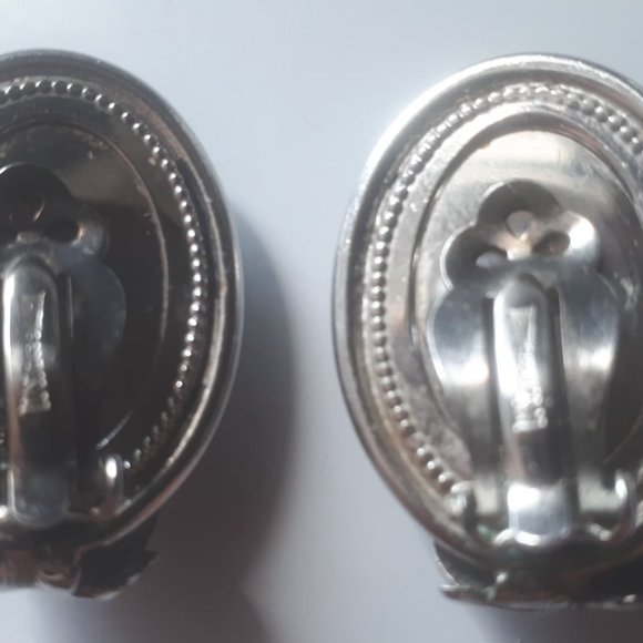 Art Nouveau Style Vintage Whiting & Davis Set - Bracelet & Clip on Earrings - Picture 6 of 6